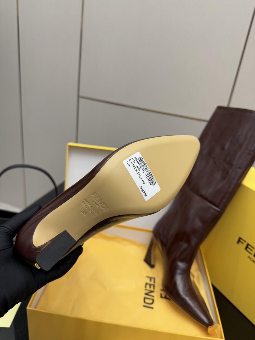 20251022/Fendi_251022-3